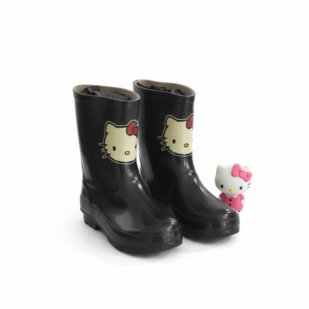 Rare: Victoria Couture x Sanrio 🝮 Hello Kitty Rain Boots 🝮 Glossy Black 🝮 2.5